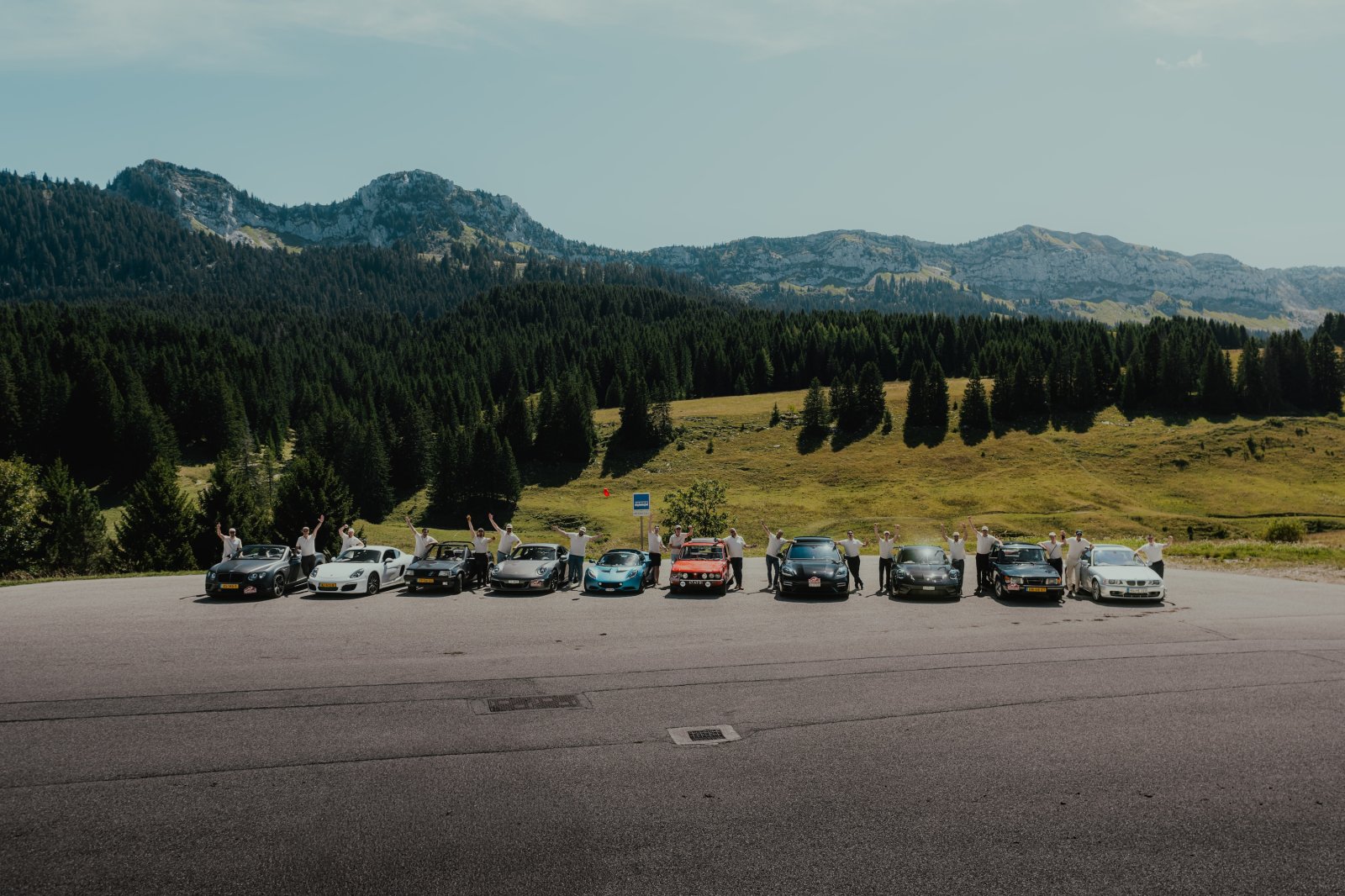 The Rallye cars lined up in the Alps